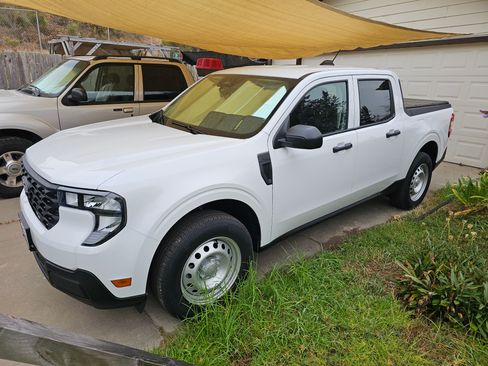Used 2025 Ford Maverick XL w/ 4K Tow Package AWD/4WD image 2