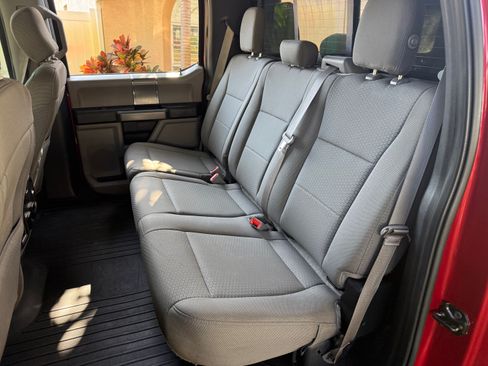 Used 2019 Ford F150 XLT w/ Equipment Group 302A Luxury image 8