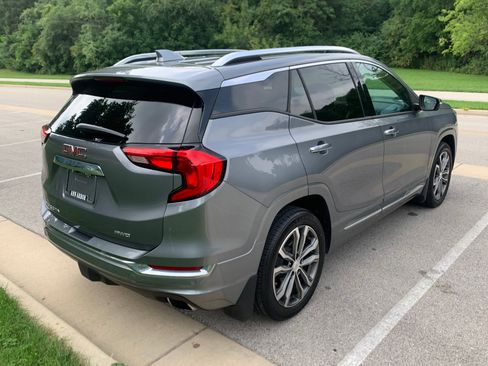 Used 2019 GMC Terrain Denali w/ GMC Pro Grade Package AWD/4WD image 6