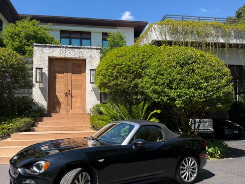 Used 2019 FIAT 124 Spider Lusso w/ Convenience Group image 4