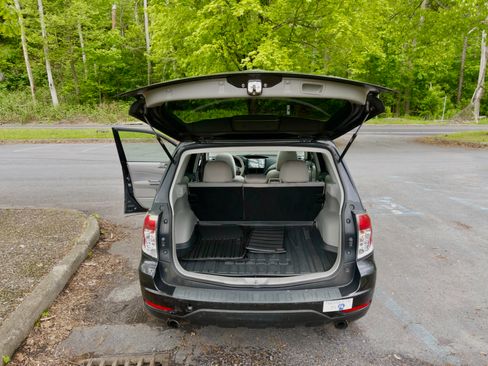 Used 2012 Subaru Forester 2.5X Premium AWD/4WD image 6