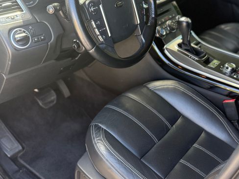 Used 2011 Land Rover Range Rover Sport Supercharged image 15