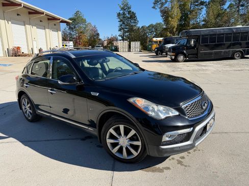 Used 2017 INFINITI QX50 2WD w/ Premium Plus Package image 6