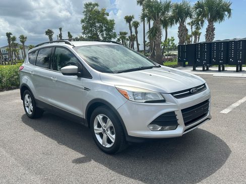 Used 2013 Ford Escape SE AWD/4WD image 1