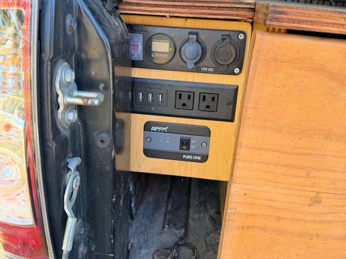 Used 2013 Toyota Tacoma 4x4 Double Cab w/ SR5 Pkg image 11