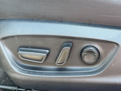 Used 2024 Toyota Camry LE image 5