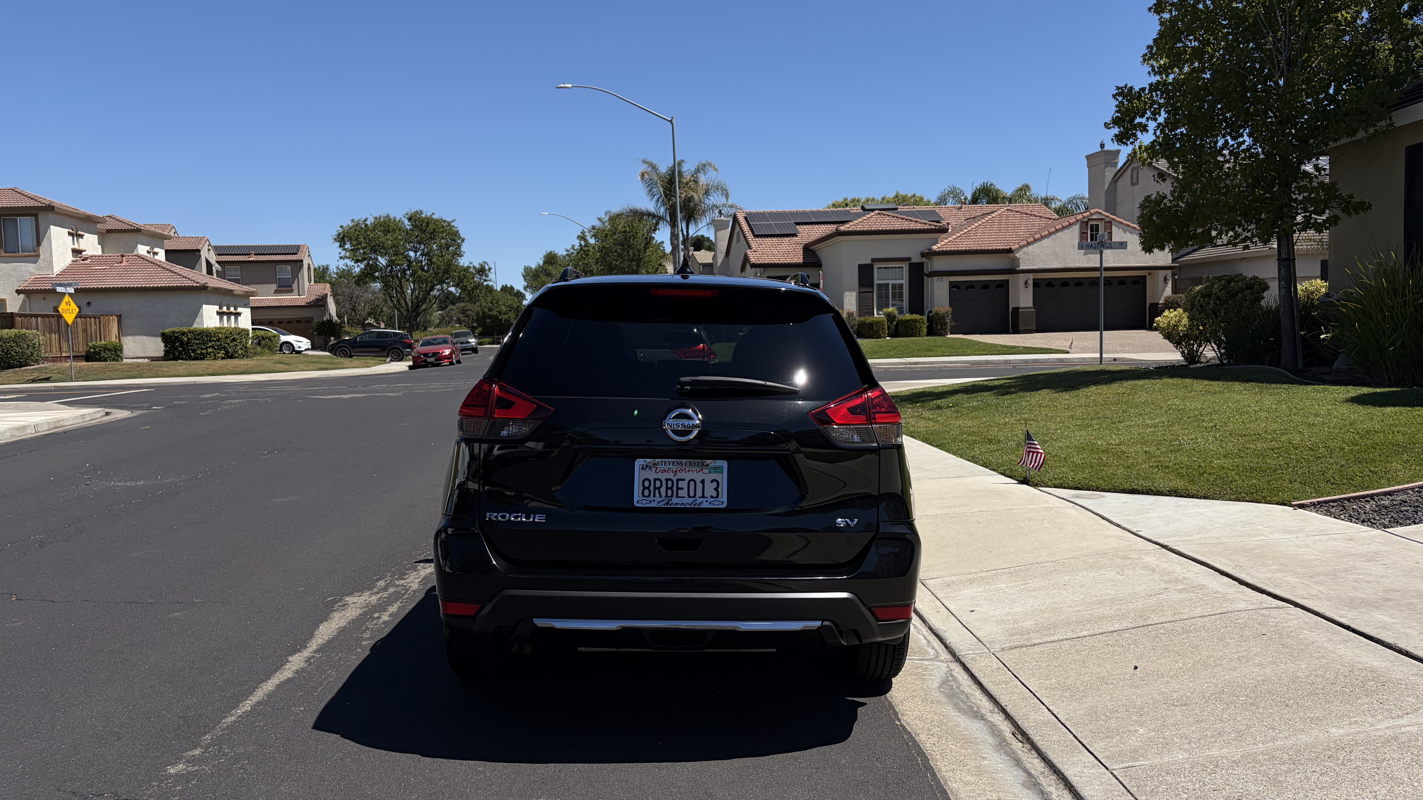 Used 2017 Nissan Rogue SV FWD image 5