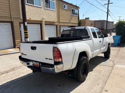 Used 2006 Toyota Tacoma 4x4 Access Cab V6 w/ SR5 Pkg #2 image 9