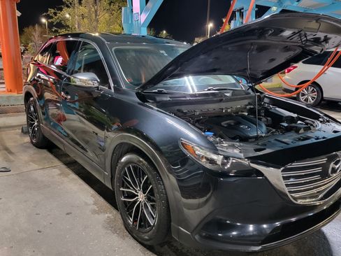 Used 2017 MAZDA CX-9 Touring image 24