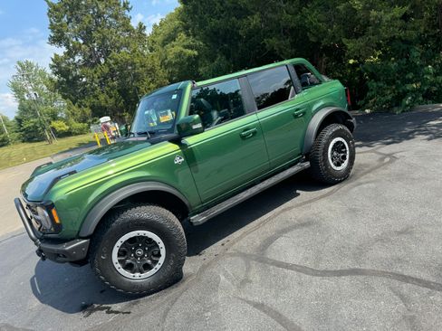Used 2022 Ford Bronco Outer Banks w/ Sasquatch Package image 1