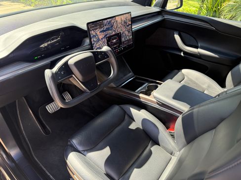 Used 2022 Tesla Model X AWD/4WD image 10