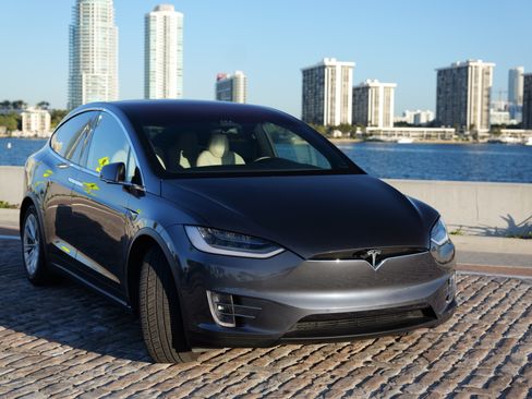 Used 2020 Tesla Model X AWD/4WD image 13