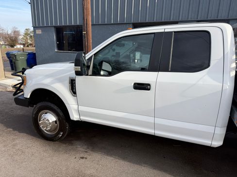 Used 2017 Ford F350 XL w/ Power Equipment Group image 2