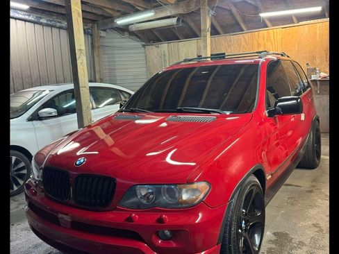 Used 2005 BMW X5 4.8is image 1