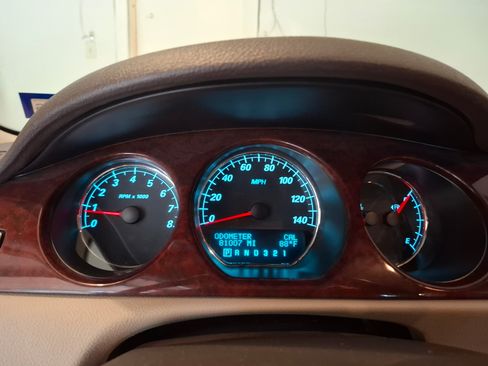 Used 2007 Buick Lucerne CX FWD image 6