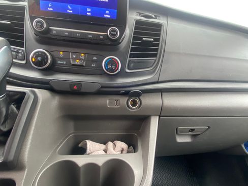 Used 2021 Ford Transit 350 XLT image 9