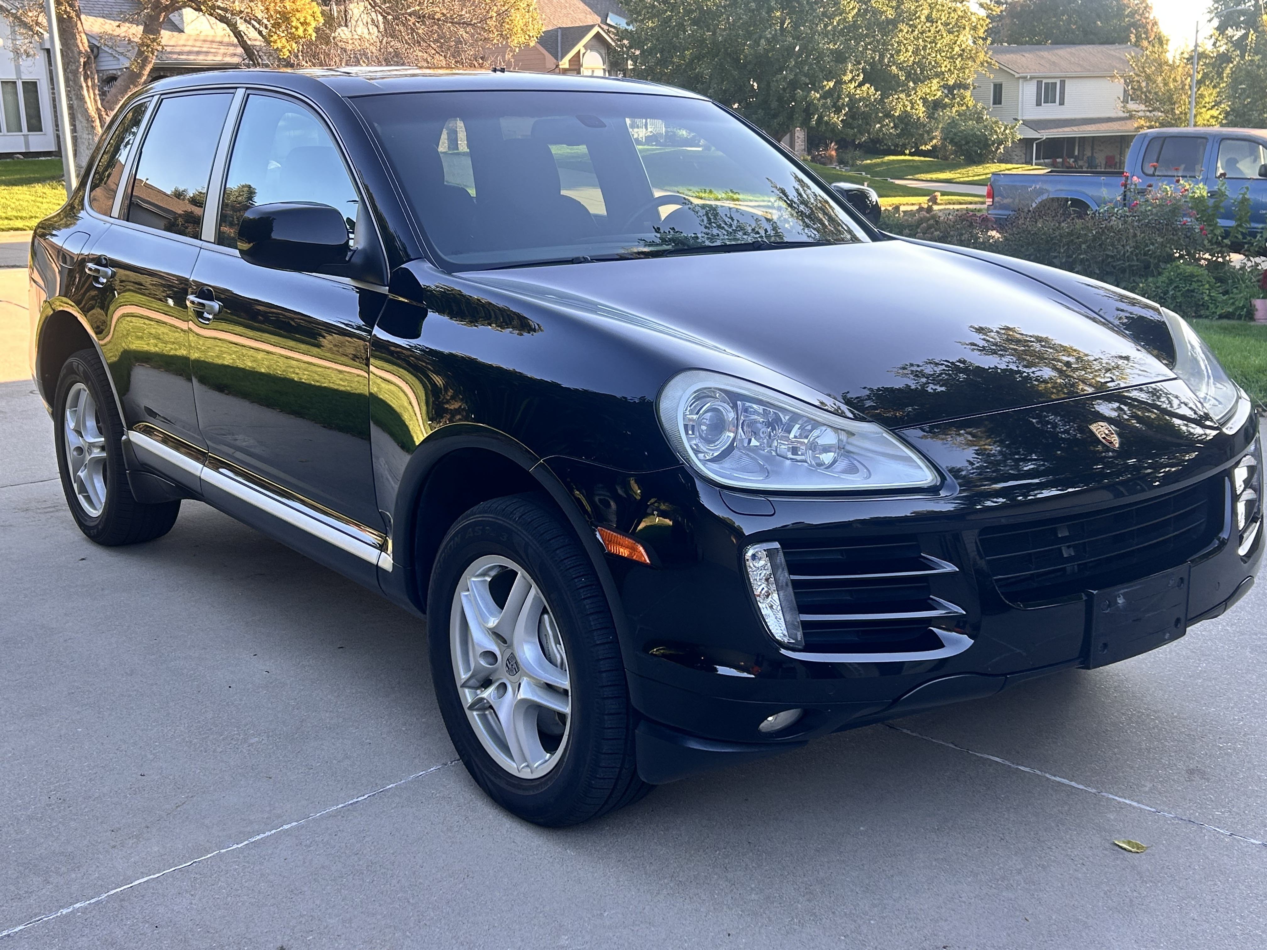 Used 2008 Porsche Cayenne S AWD/4WD image 1