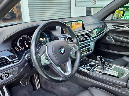 Used 2019 BMW 750i xDrive AWD/4WD image 20