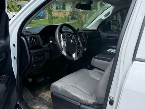 Used 2016 Toyota Tundra SR RWD image 8