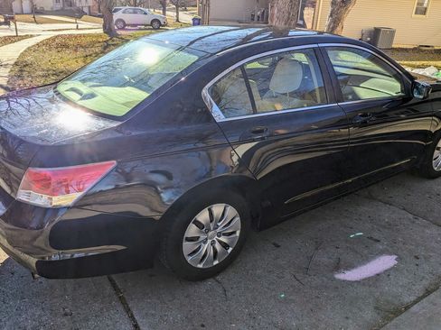 Used 2010 Honda Accord LX image 4