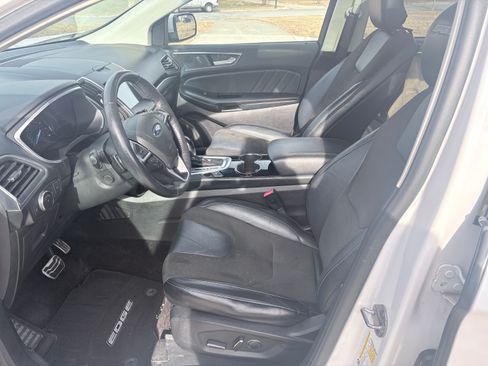 Used 2016 Ford Edge Sport w/ Technology Package image 11
