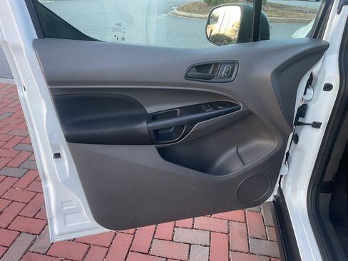 Used 2022 Ford Transit Connect XL image 24