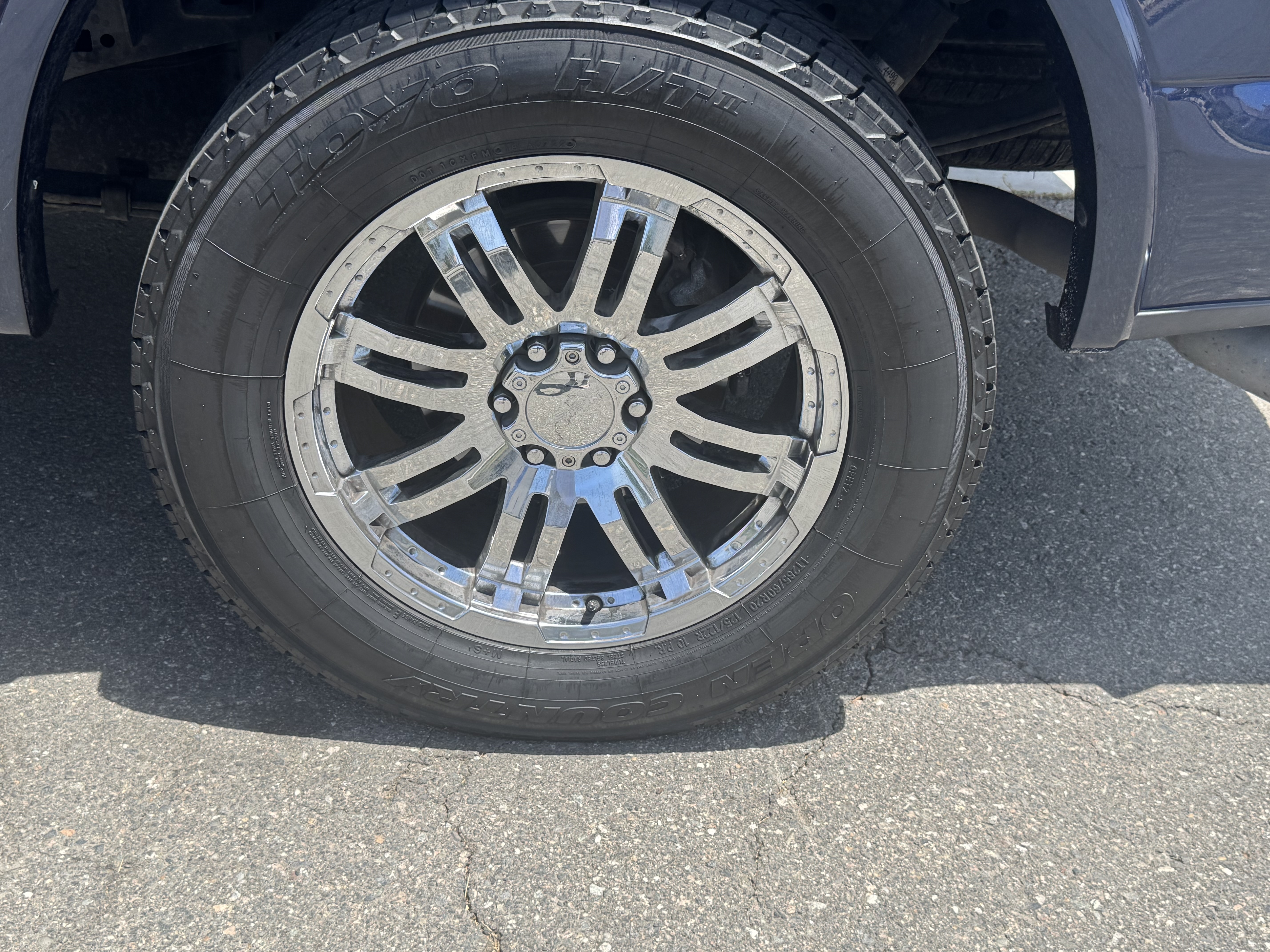 Used 2020 Ford F150 Lariat RWD image 4