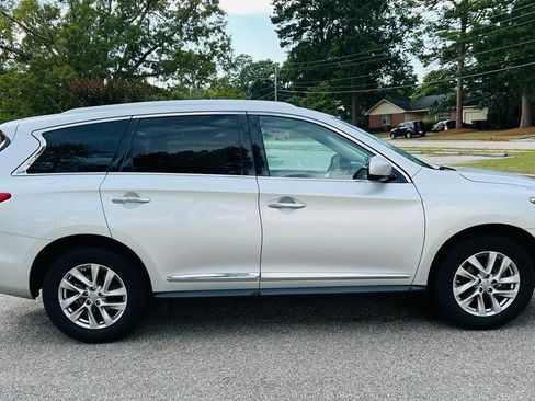 Used 2013 INFINITI JX35 FWD w/ Premium Pkg image 2