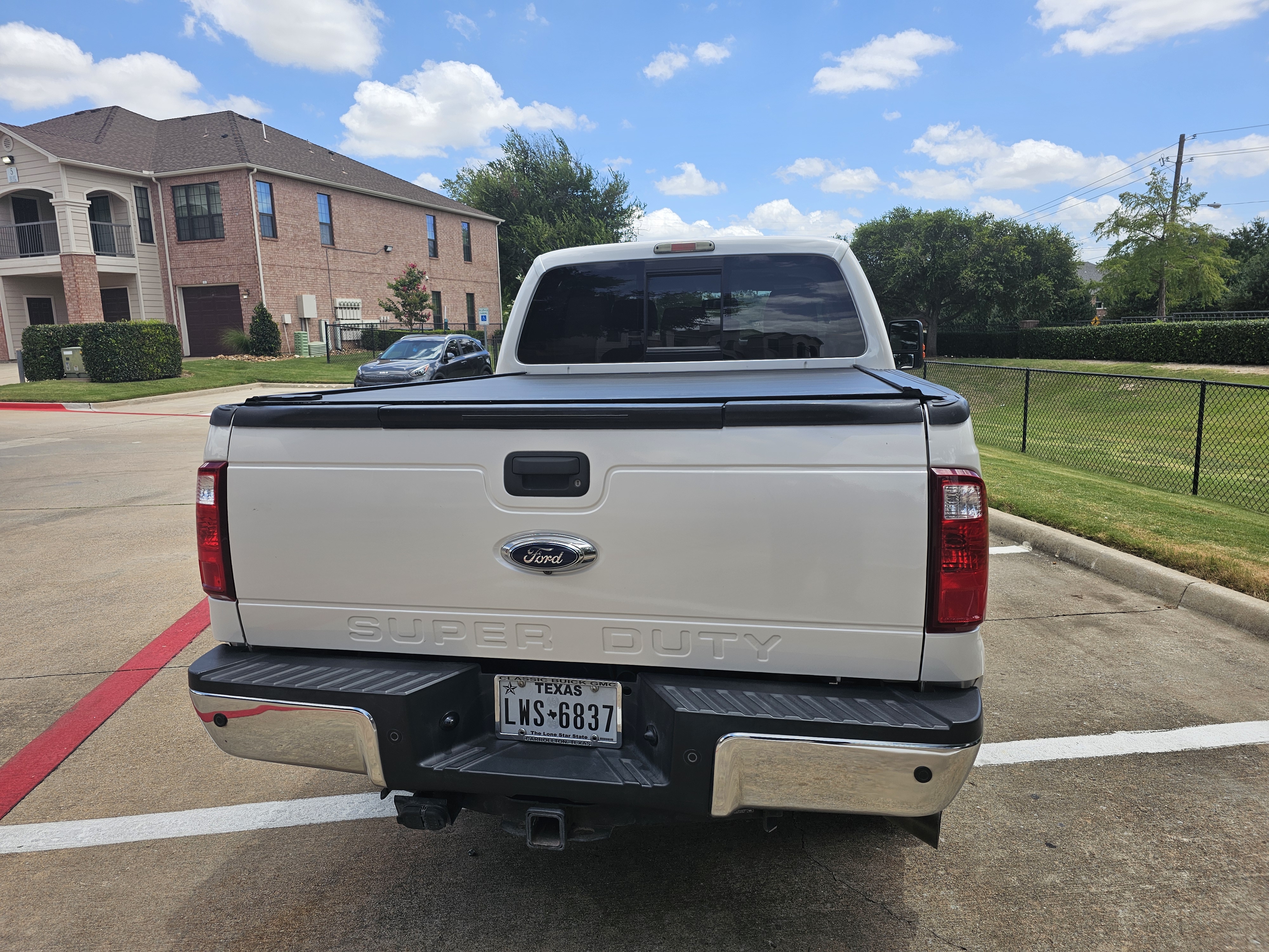 Used 2016 Ford F250 Lariat w/ Lariat Ultimate Package AWD/4WD image 5