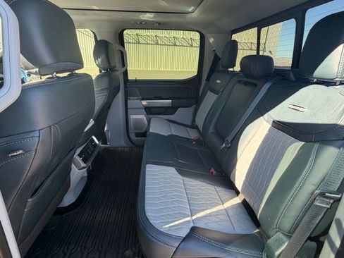 Used 2023 Ford F150 Limited image 12