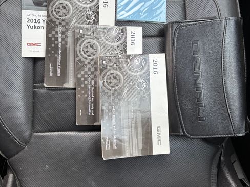 Used 2016 GMC Yukon Denali w/ Open Road Package image 16