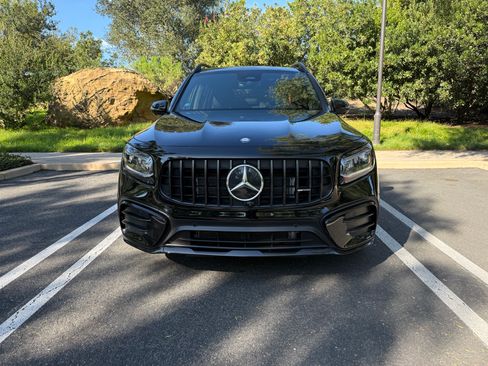 Used 2025 Mercedes-Benz GLB 35 AMG 4MATIC image 1