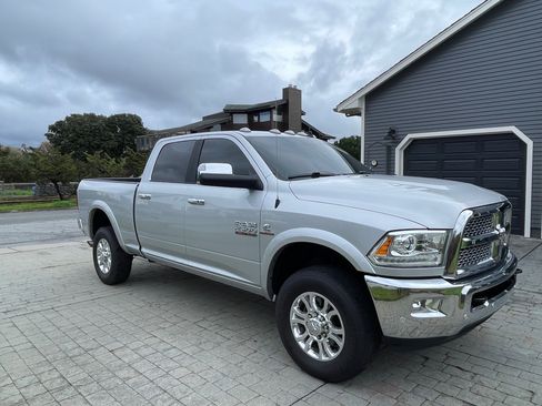 Used 2018 RAM 2500 Laramie w/ Cold Weather Group image 2