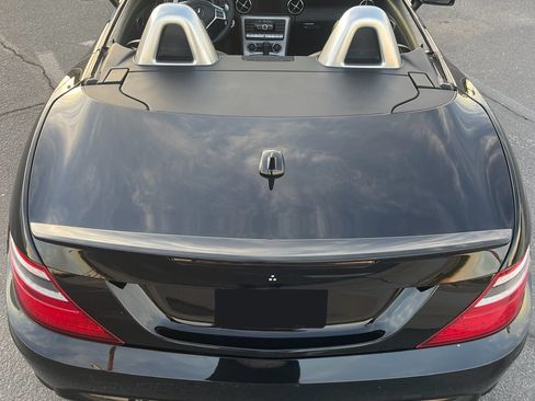 Used 2012 Mercedes-Benz SLK 55 AMG image 9