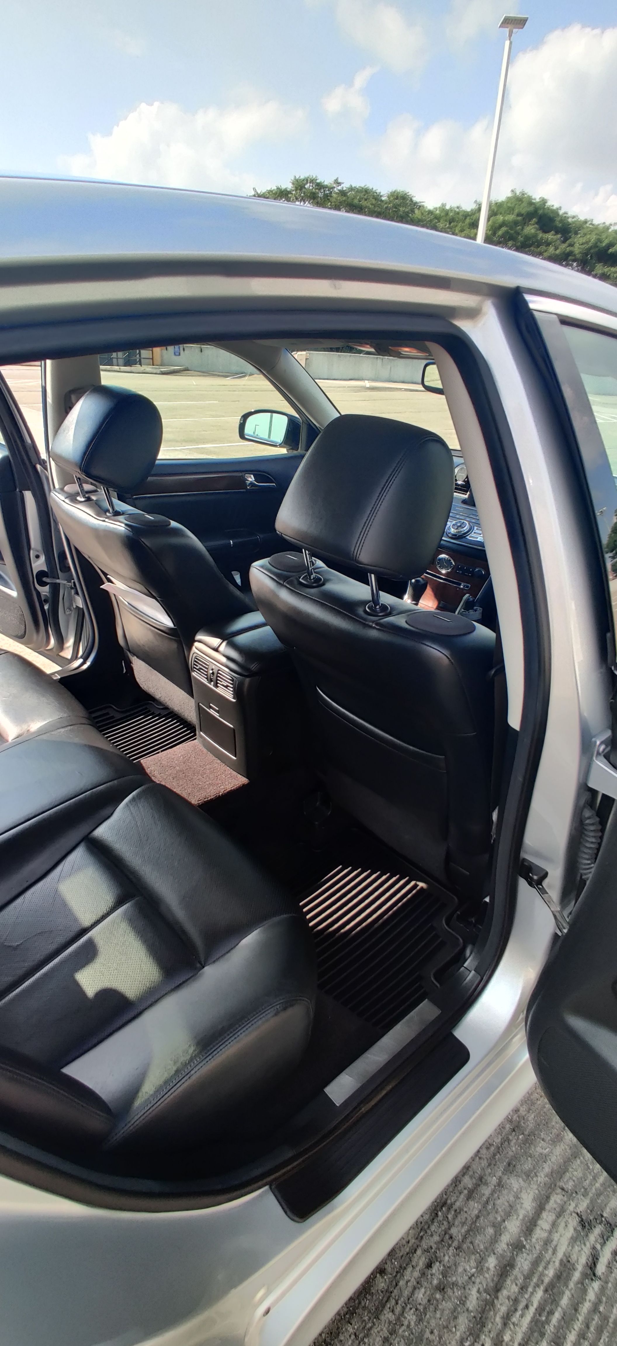 Used 2009 INFINITI M35 x w/ Technology Pkg AWD/4WD image 6