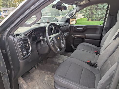 Used 2021 Chevrolet Silverado 1500 LT image 10