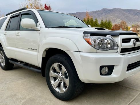 Used 2008 Toyota 4Runner Sport image 1