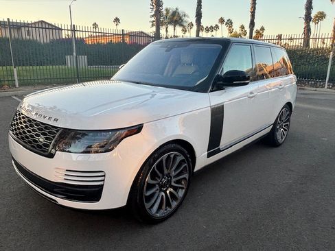 Used 2019 Land Rover Range Rover image 6
