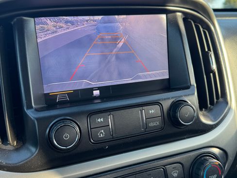 Used 2019 Chevrolet Colorado LT w/ LT Convenience Package image 13