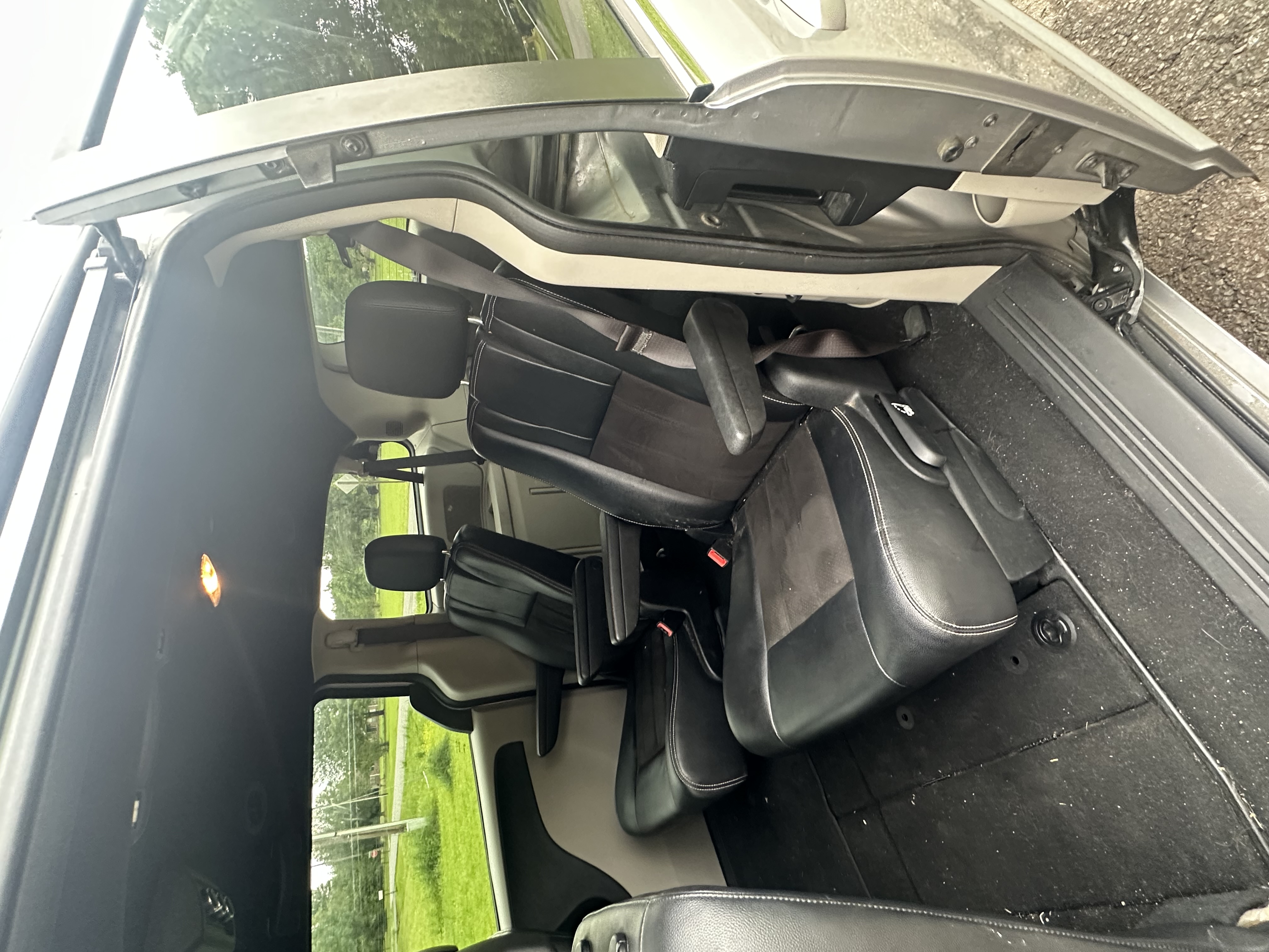 Used 2020 Dodge Grand Caravan SXT FWD image 7