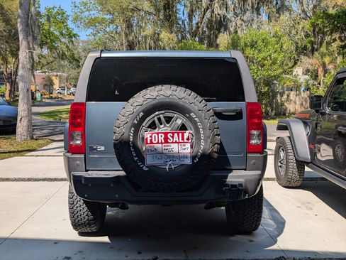 Used 2007 HUMMER H3 Luxury image 6