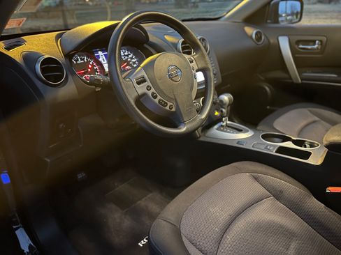 Used 2013 Nissan Rogue SV w/ Premium Pkg image 13