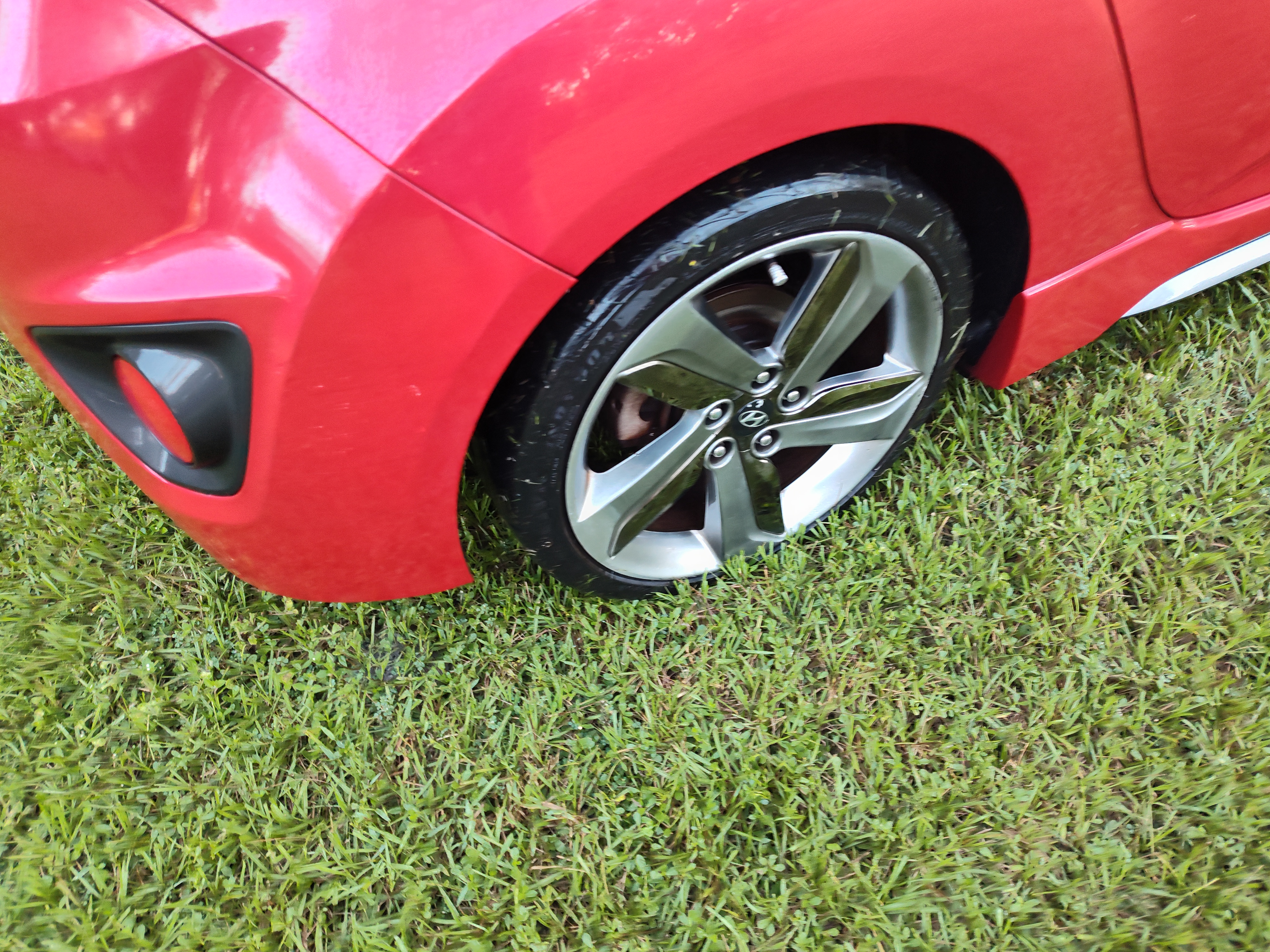 Used 2015 Hyundai Veloster Turbo FWD image 8