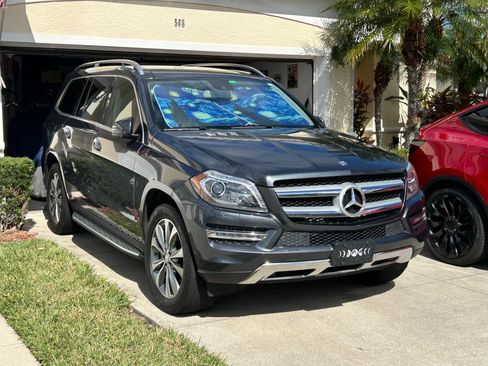 Used 2015 Mercedes-Benz GL 320 BlueTEC 4MATIC image 1