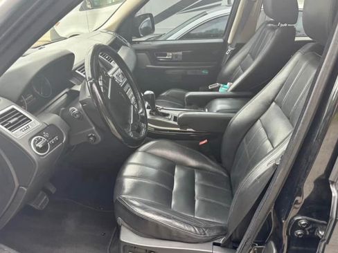 Used 2010 Land Rover Range Rover Sport HSE LUX image 5