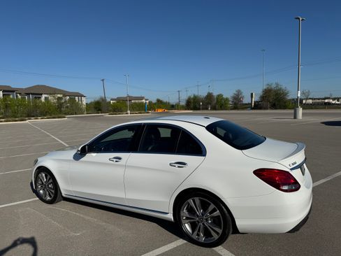 Used 2018 Mercedes-Benz C 300 Sedan image 10