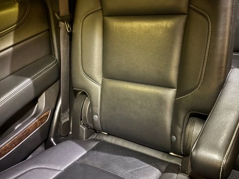 Used 2019 Chevrolet Tahoe LT image 21