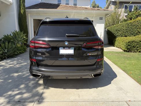 Used 2021 BMW X5 M50i w/ Premium Package AWD/4WD image 11