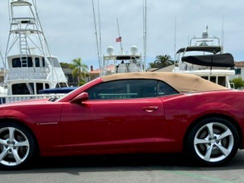 Used 2015 Chevrolet Camaro SS w/ RS Package RWD image 2