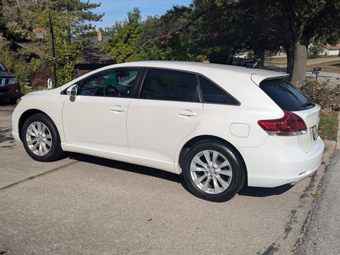 Used 2015 Toyota Venza LE image 14